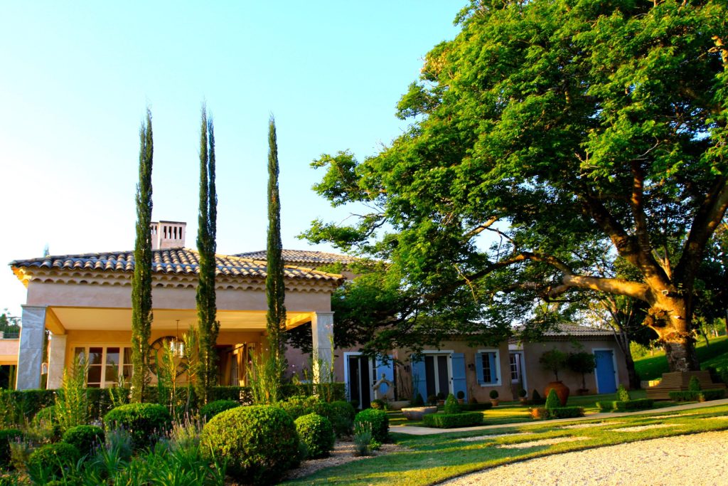 Aluguel-de-casas-de-luxo-SPInterior-Villa-3-1b-scaled