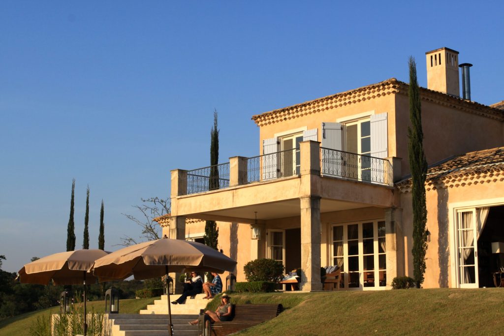 Aluguel-de-casas-de-luxo-SPInterior-Villa-3-4-scaled