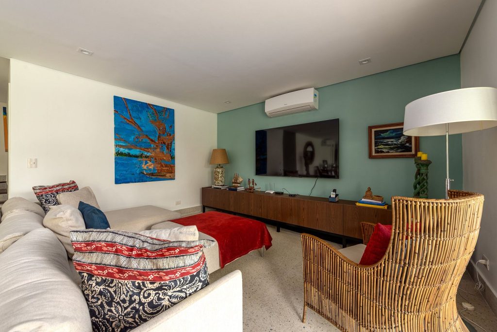 casa-de-praia-juquehy-5-suites-spcs285-623b2211339bf8626f50f0cd (1)