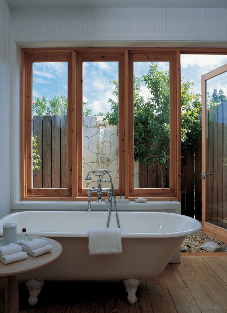 villa-parrot-cay-turks-caicos-caribbean-luxury-pool-oceanfront-rocky-point-bat