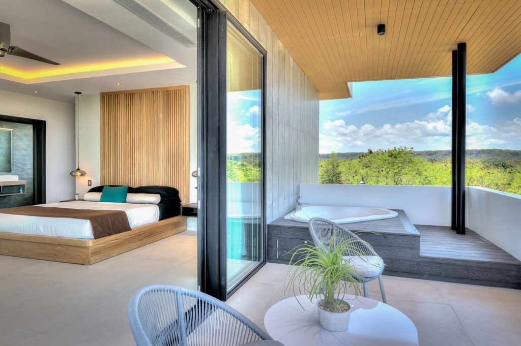 villa-punta-cana-dominican-republic-luxury-pool-golf-resort-yarari-royale-bed-2