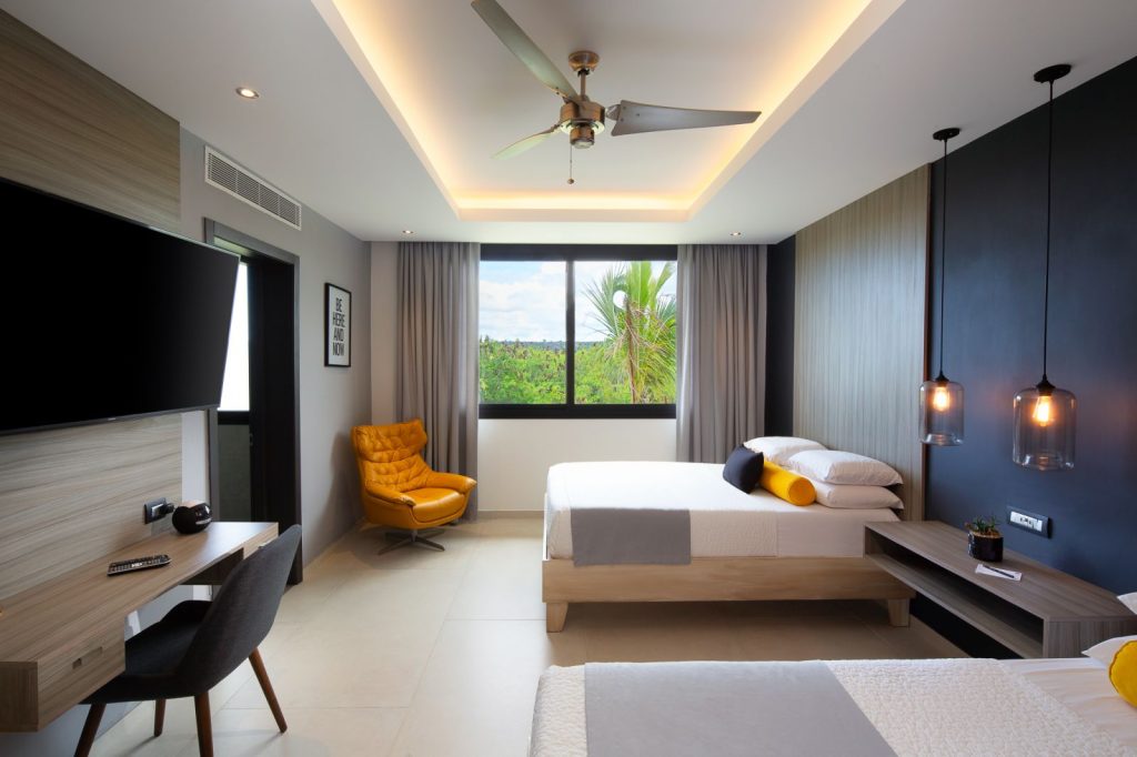 villa-punta-cana-dominican-republic-luxury-pool-golf-resort-yarari-royale-bed-3