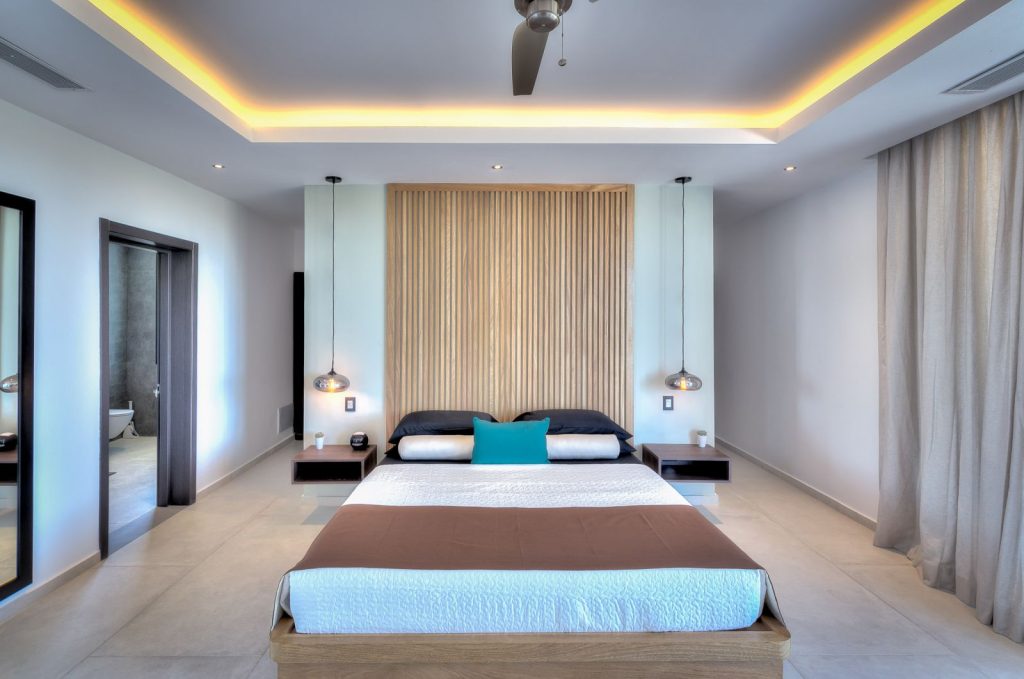 villa-punta-cana-dominican-republic-luxury-pool-golf-resort-yarari-royale-bed-8