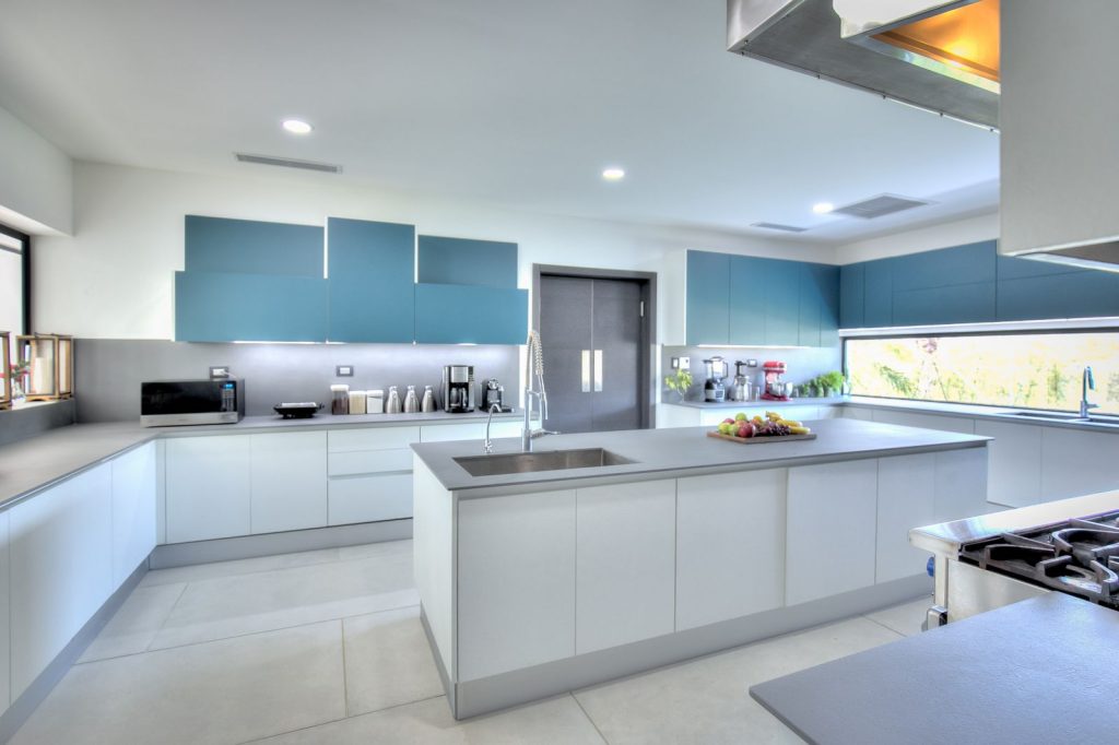 villa-punta-cana-dominican-republic-luxury-pool-golf-resort-yarari-royale-kit-4