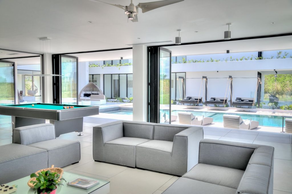 villa-punta-cana-dominican-republic-luxury-pool-golf-resort-yarari-royale-liv-7