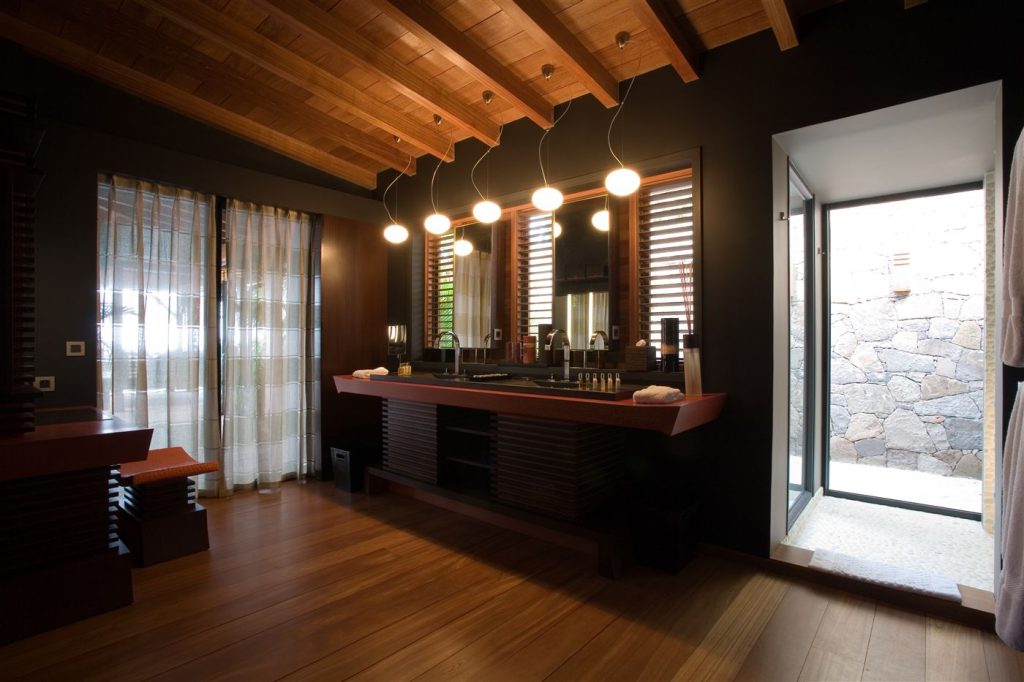 villa-st-barths-caribbean-luxury-views-pool-jade-bath-2