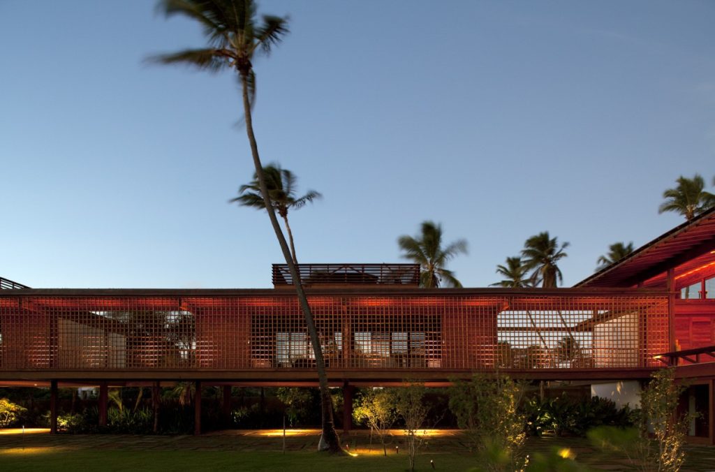 Carrossel_aluguel-de-casas-de-luxo_Villa01-em-PraiaInterlagos-Bahia-12