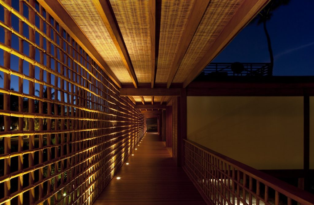 Carrossel_aluguel-de-casas-de-luxo_Villa01-em-PraiaInterlagos-Bahia-18