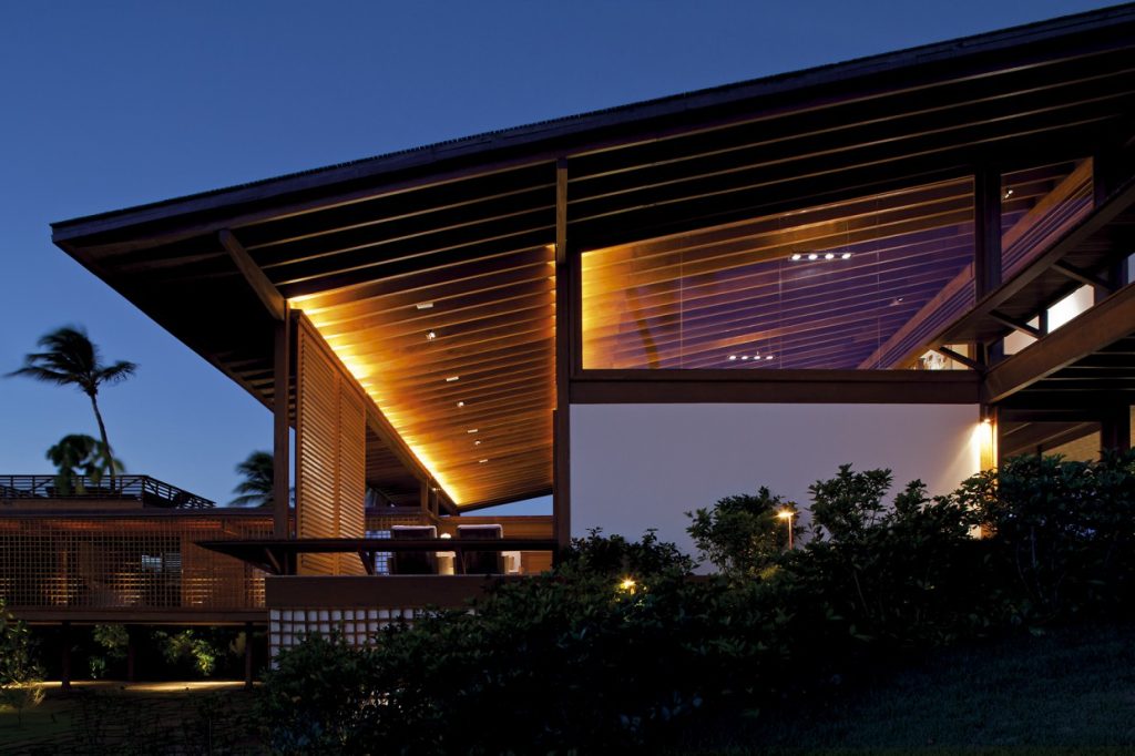 Carrossel_aluguel-de-casas-de-luxo_Villa01-em-PraiaInterlagos-Bahia-9