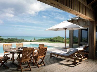 villa-parrot-cay-turks-caicos-caribbean-luxury-pool-oceanfront-como-ext-1 (1)